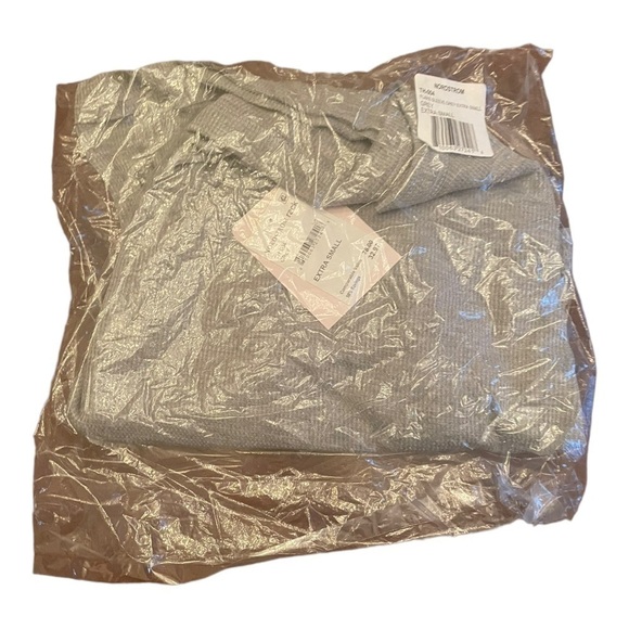 𝅺baea Flare Sleeve T-shirt In Grey - Picture 10 of 12